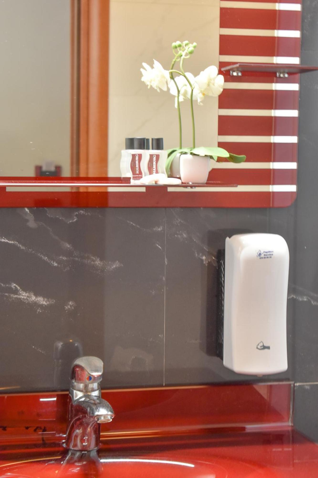 Hotel Bh Hamburg 4*